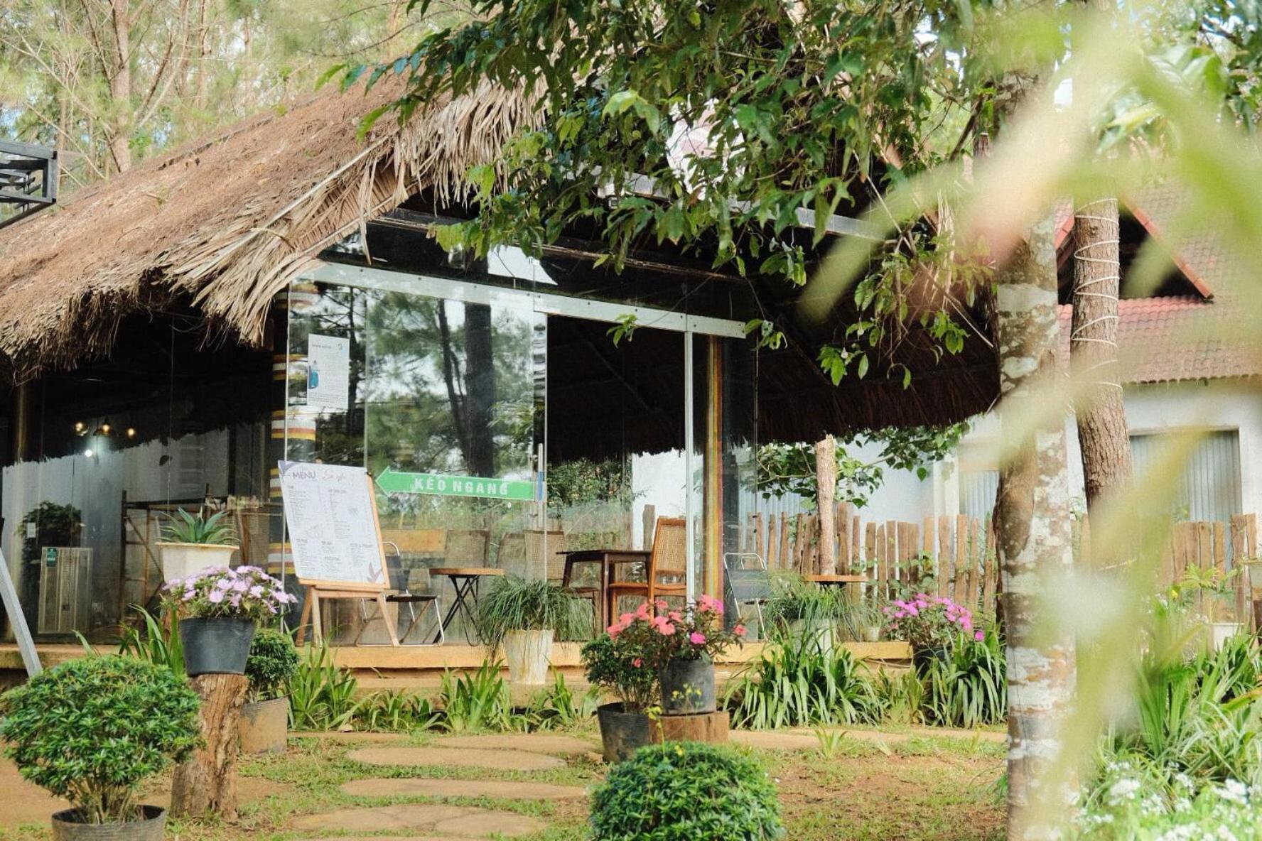 S'Nghe Homestay Mang Den Kon Von Kla Buitenkant foto